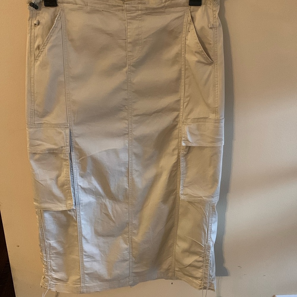 Women cargo skirt